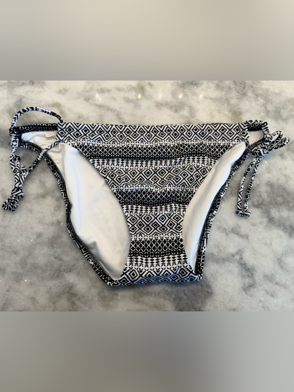 Victoria’s Secret Black White Geometric Print Tie Side Bikini Bottom L